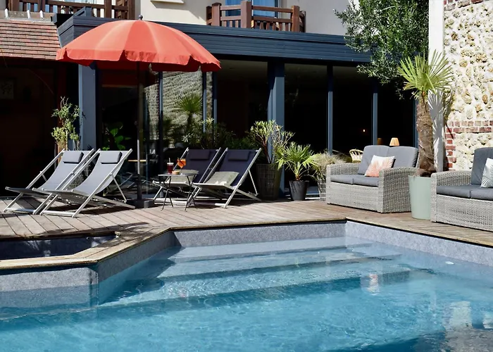 Le Trophée By M Hôtel Spa