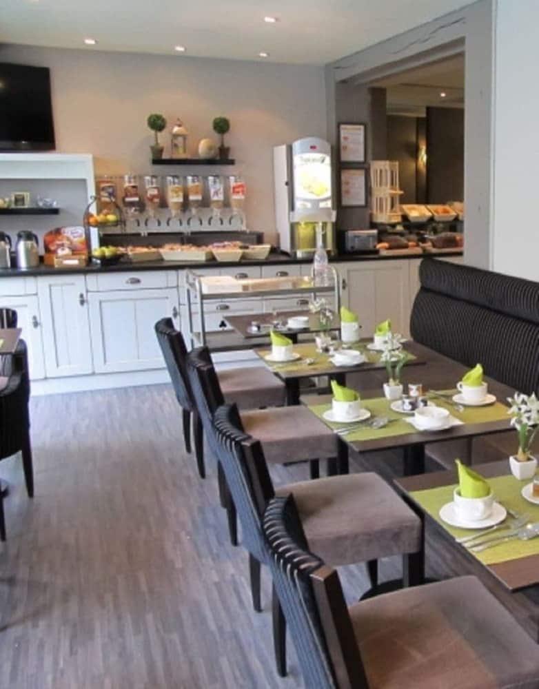 Le Trophee Boutique Spa- La Loggia Hotel Deauville