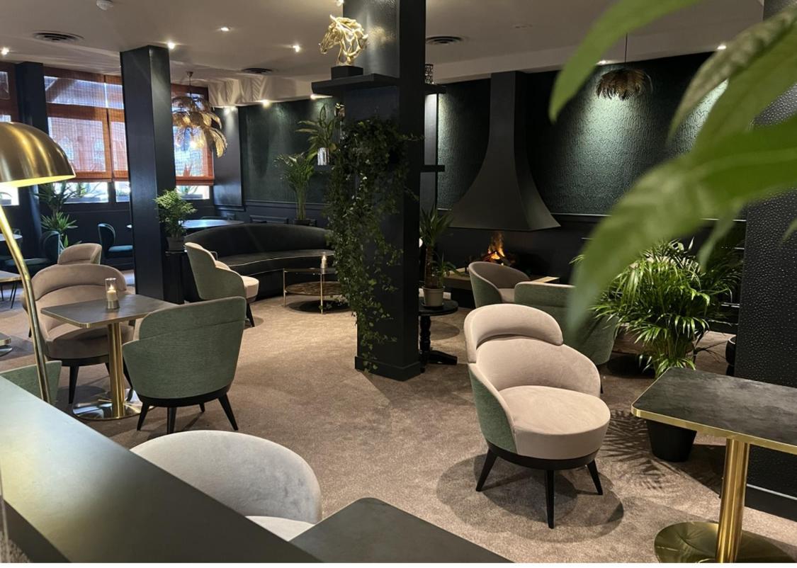 Le Trophée By M Hotel