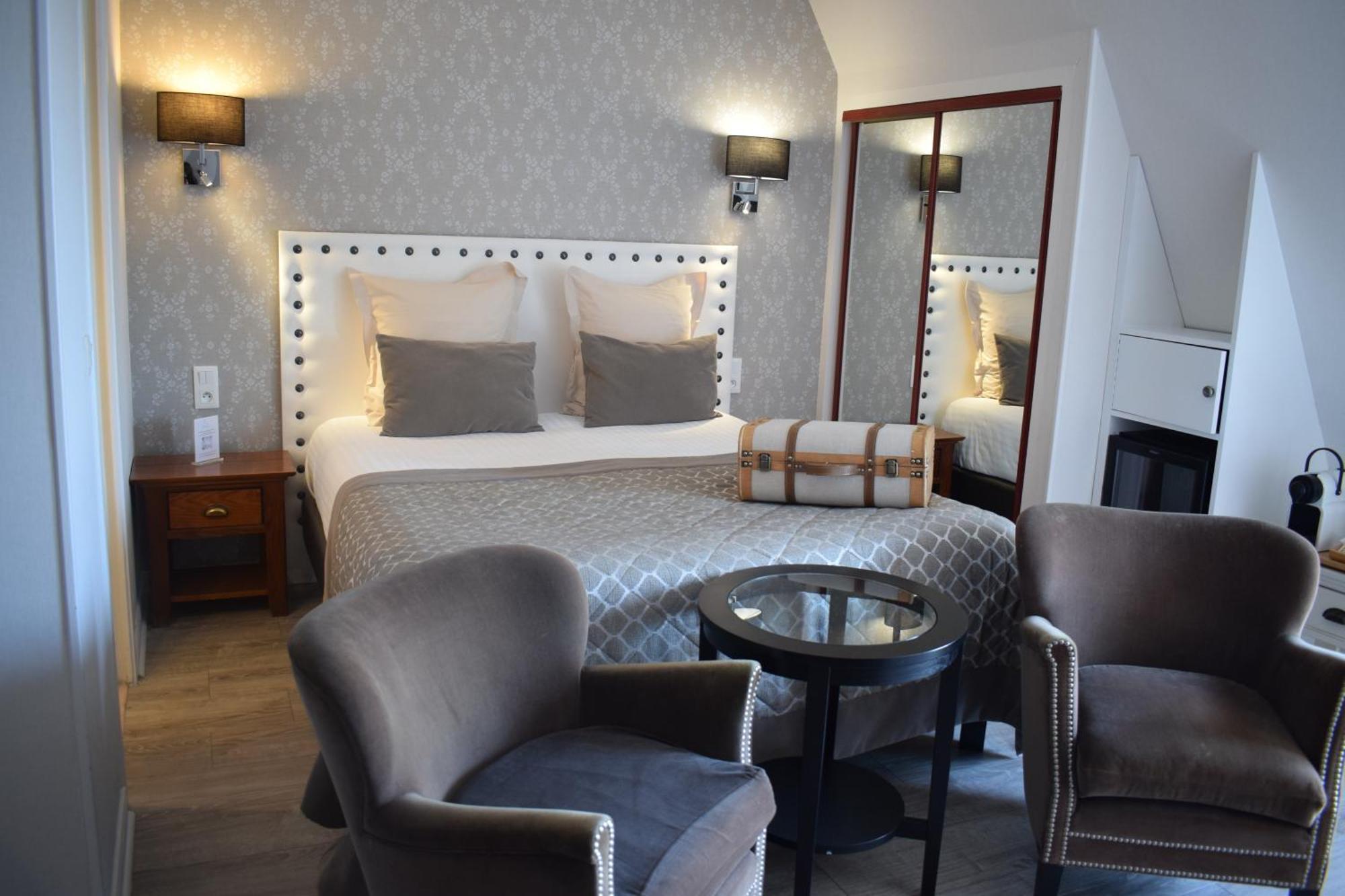 Hotel Le Trophée By M